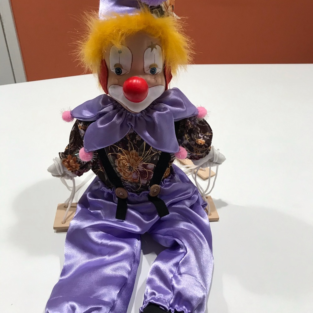 🌱Beautiful Hanging/ Sitting Clown, 22” tall